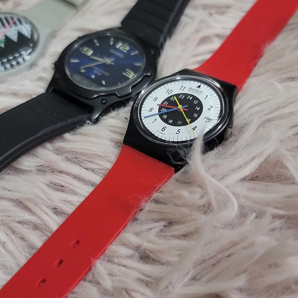 ๐2 Swatch 1984 and Casio Watche Working with Battery - Picture 4 of 17